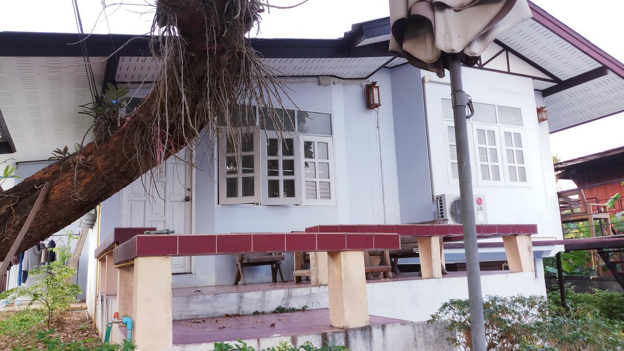 P.L.P Guesthouse - Mae Hong Son Exterior foto