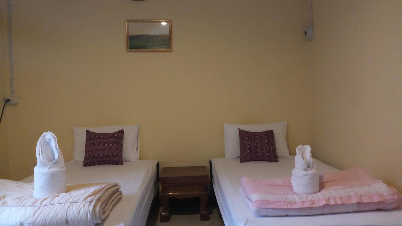 P.L.P Guesthouse - Mae Hong Son Exterior foto